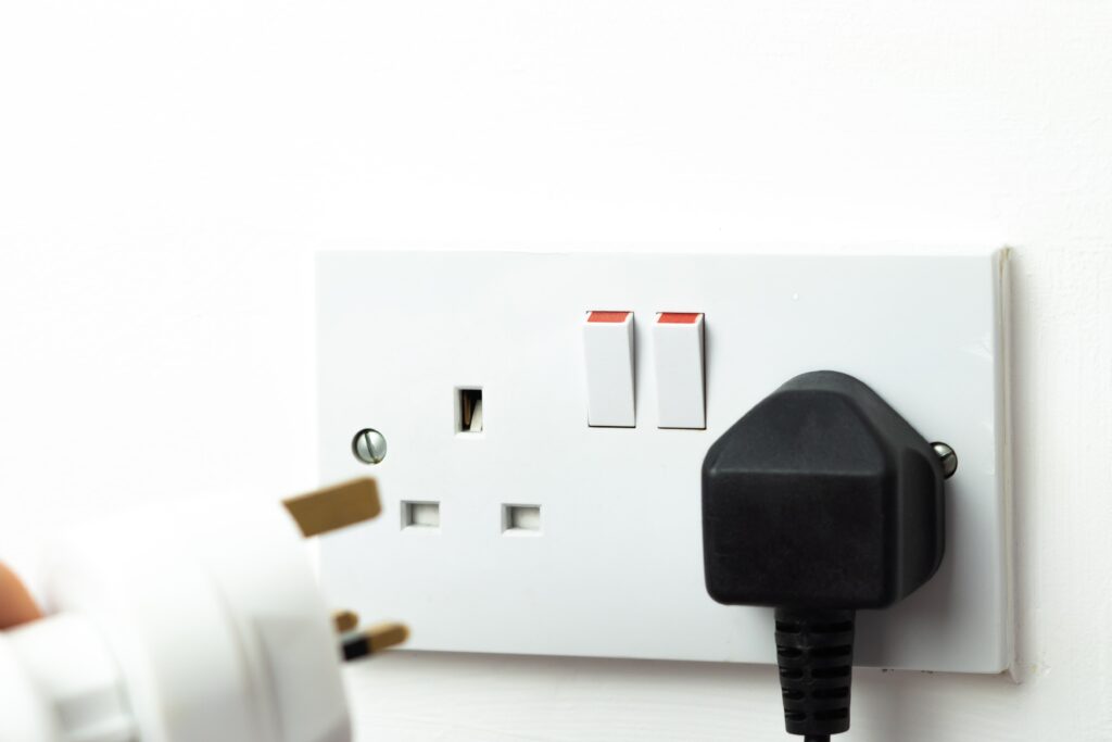 saving energy bills in winter by unplugging electronics when not in use